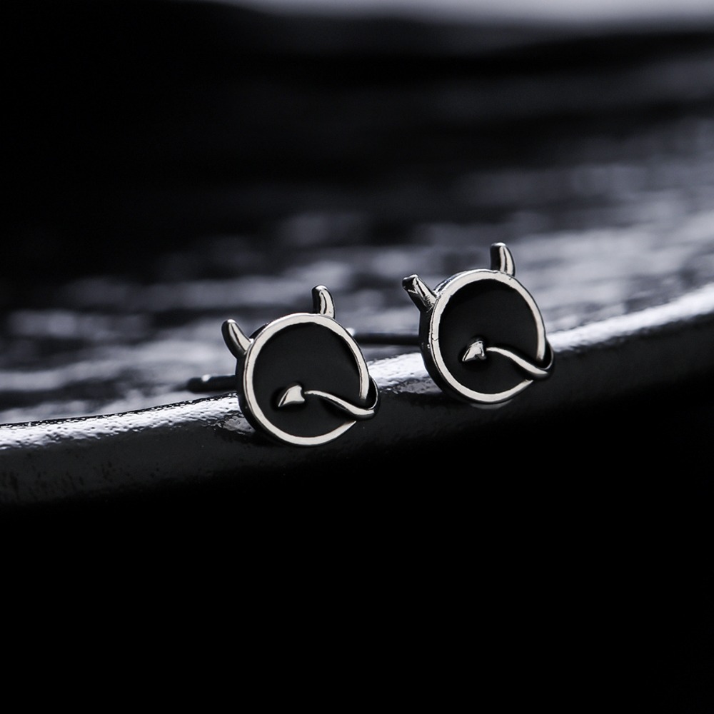 1 par de brincos elegantes e m - Body Jewelry High End avaliação e preço