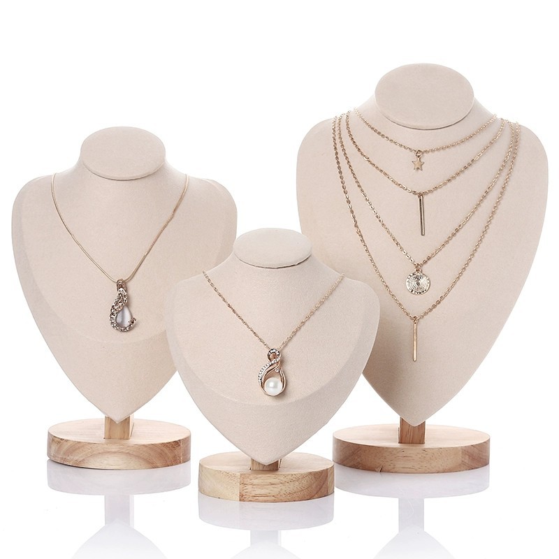 Veludo retrato colar exibição  - Body Jewelry Display Ideas avaliação e preço